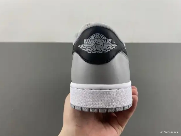 OG Low Barons CZ0790-110 1 Jordan Air 0328